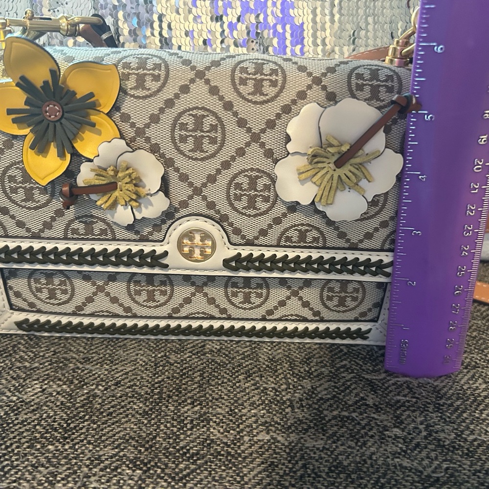 Tory Burch T monogram braided floral mini bag - Picture 7 of 8